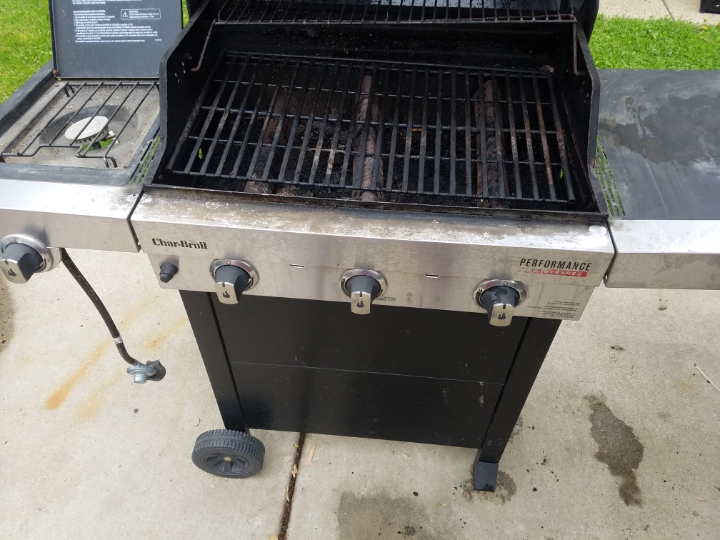 Char-Broil Performance Series Gas Grill with Side Burner - photo 3