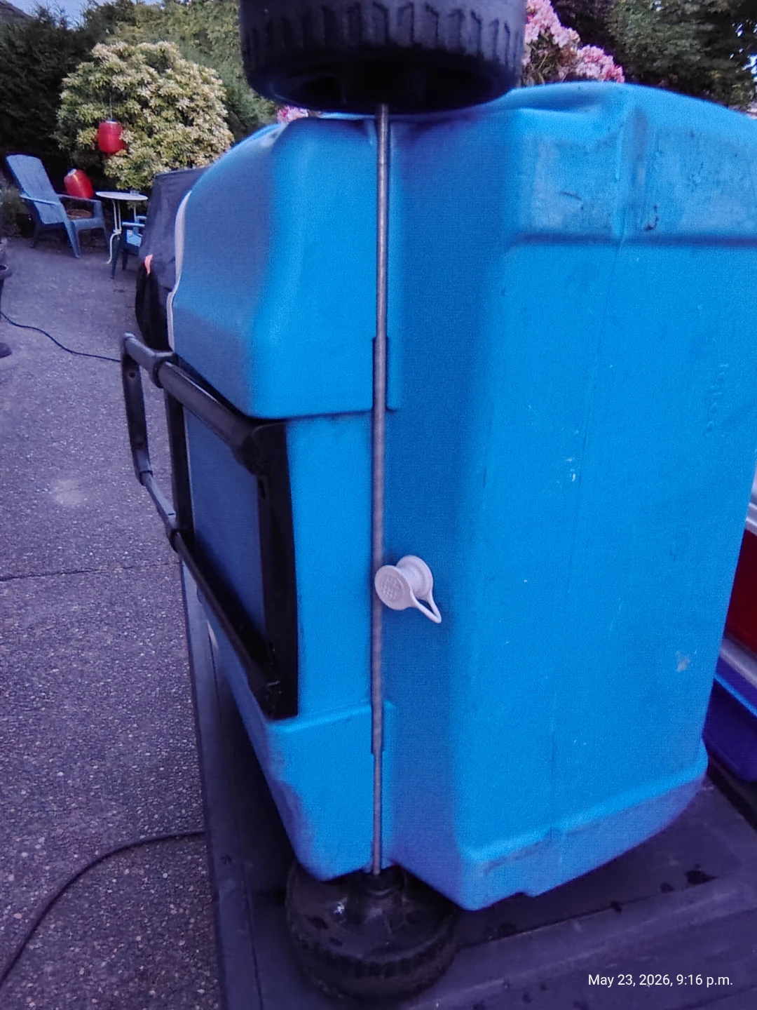 IGLOO 5 Day 60qt Wheeled Cooler with Drain 🥕 - photo 4