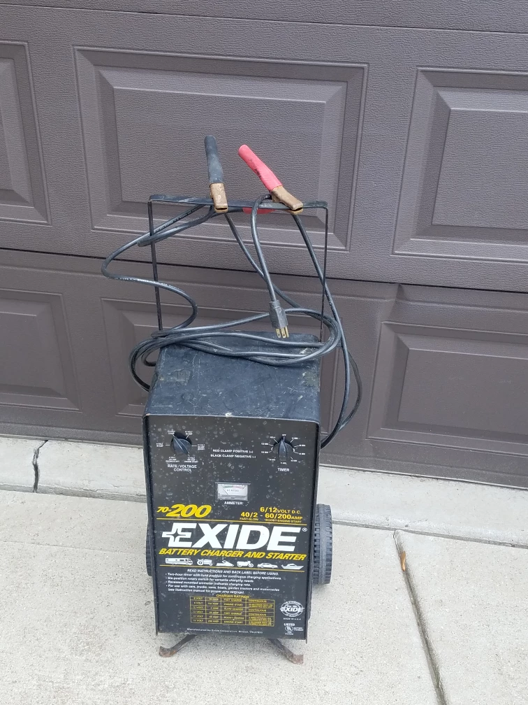 EXIDE 70-200 Battery Charger and Starter