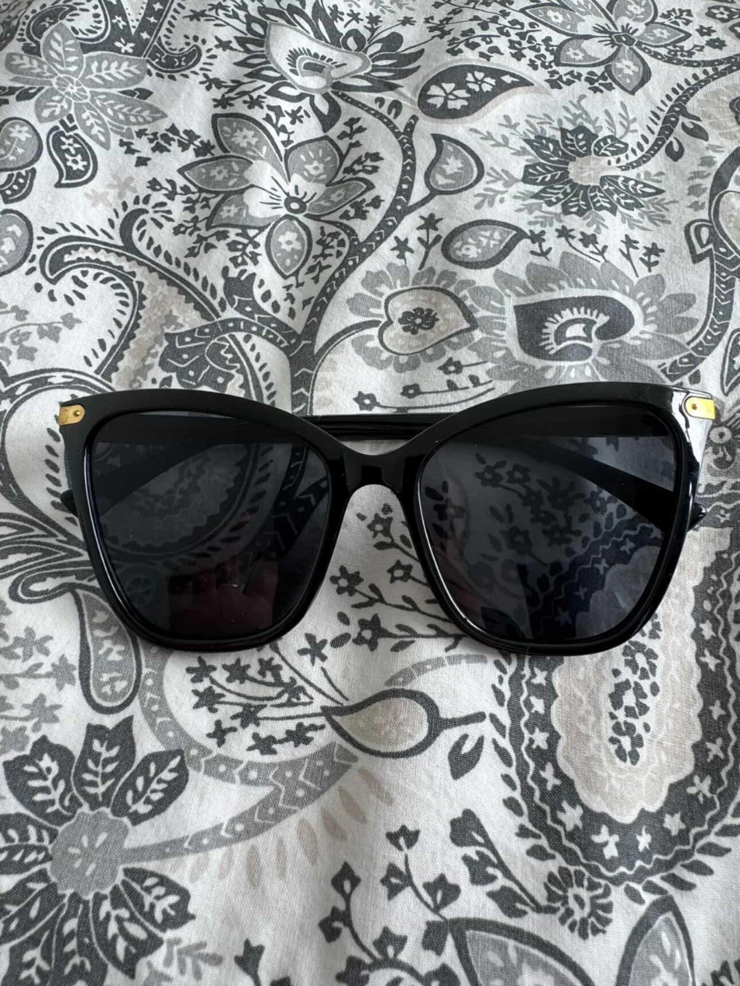Black Cat-Eye Sunglasses