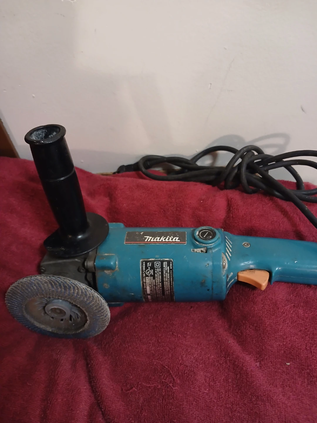 Makita Angle Grinder