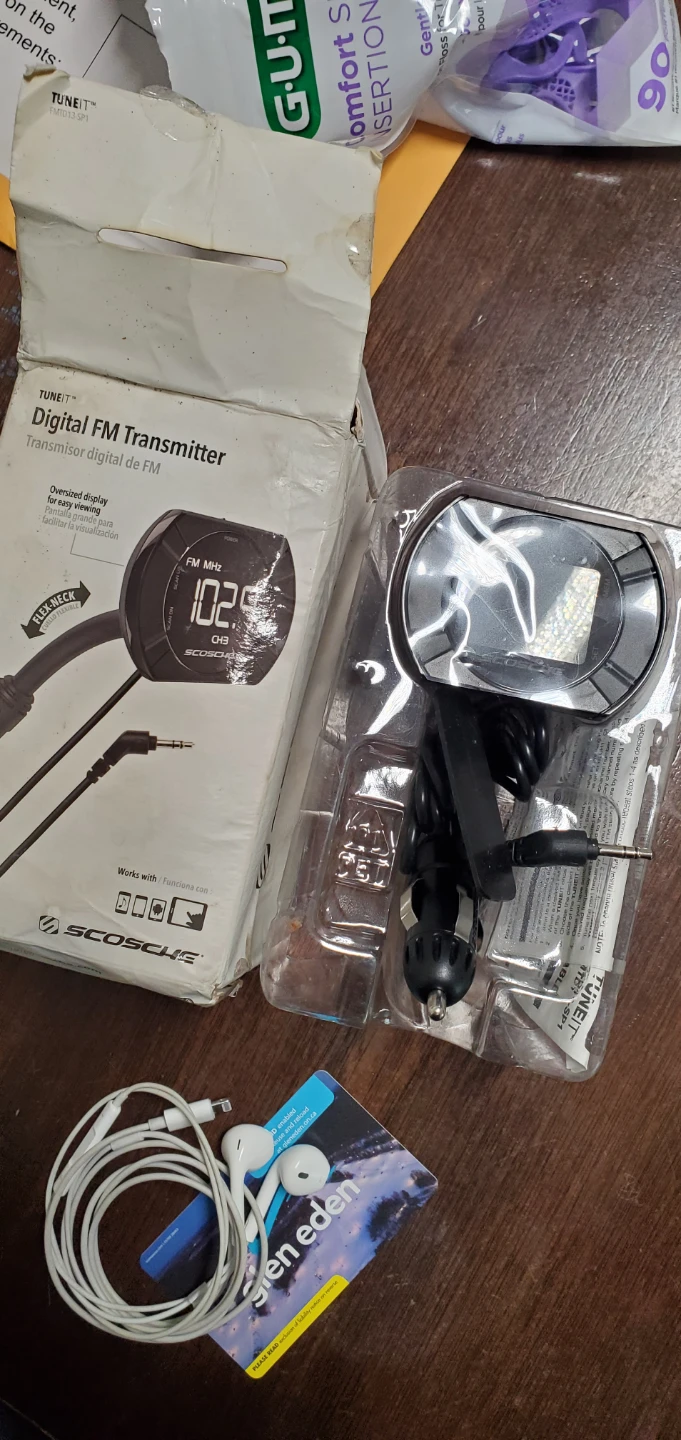 Scosche Tune It! Digital FM Transmitter - photo 2