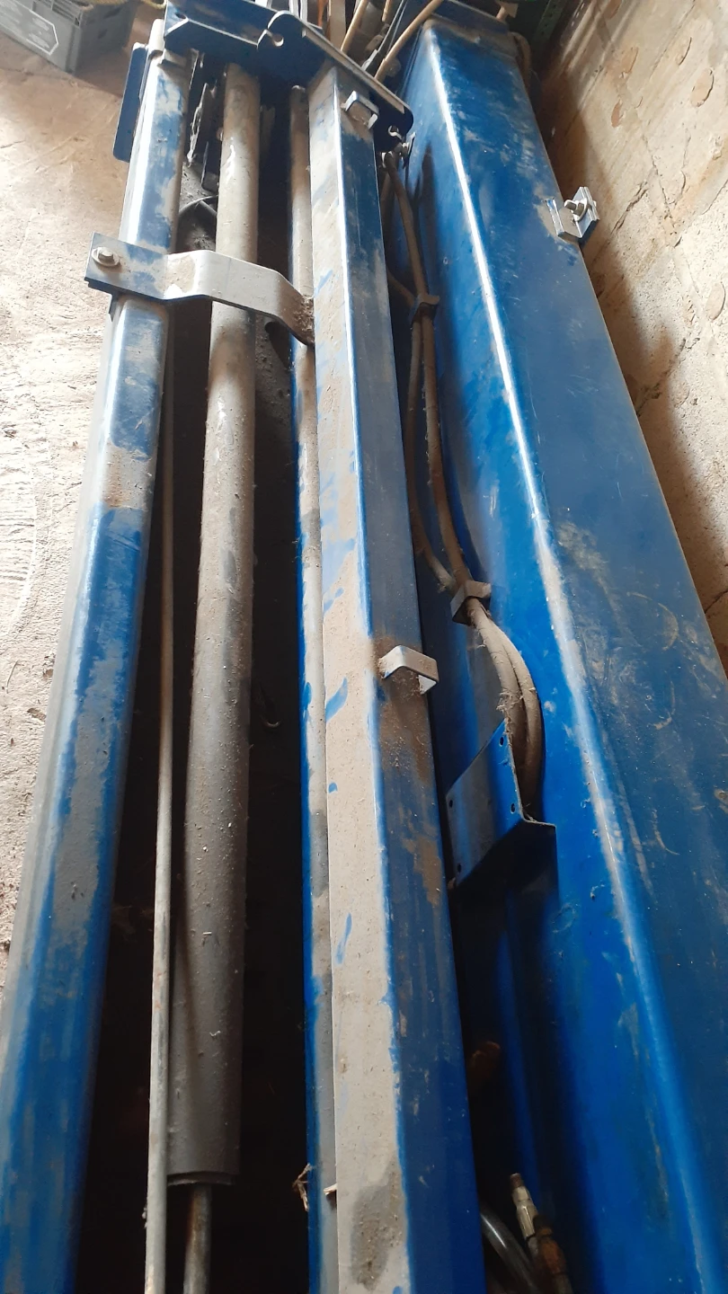 Blue Two-Post Car Lift - photo 4