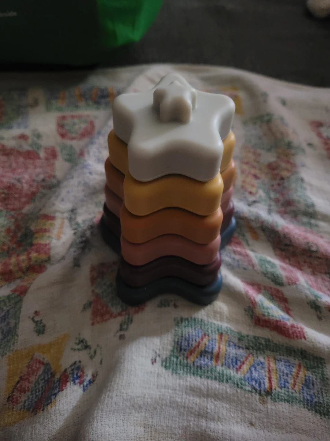 Star silicone stacking baby toy