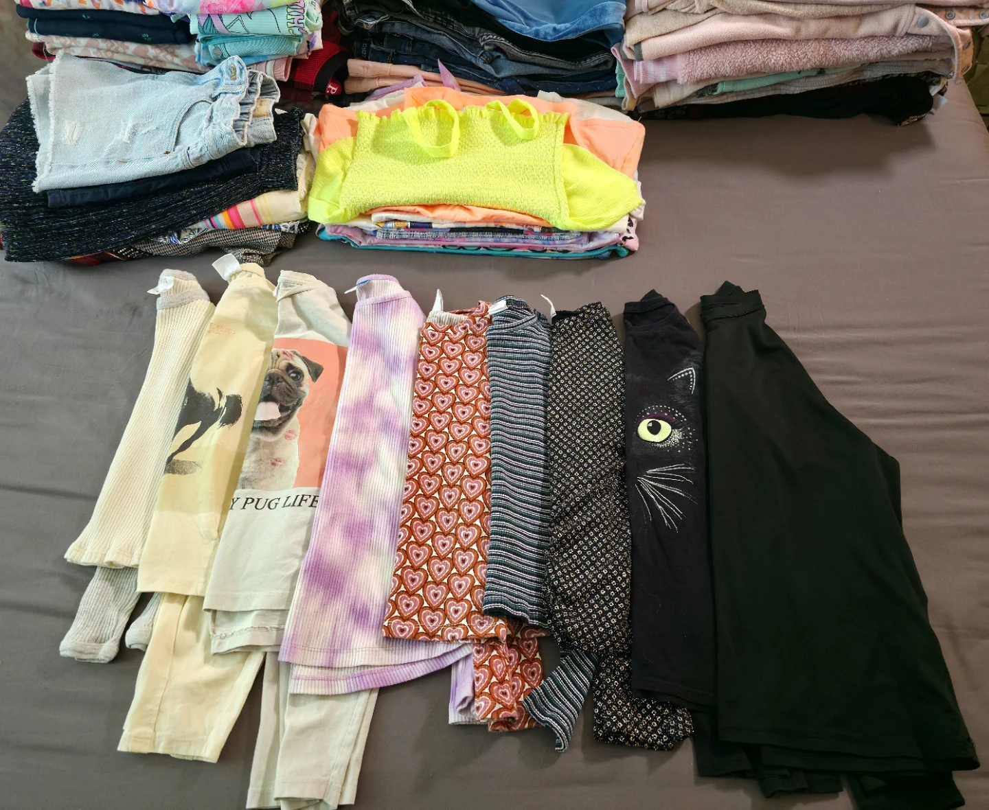Bundle of girls clothes (51 items- all seasons)  Size 9 -10 y.o. - photo 3