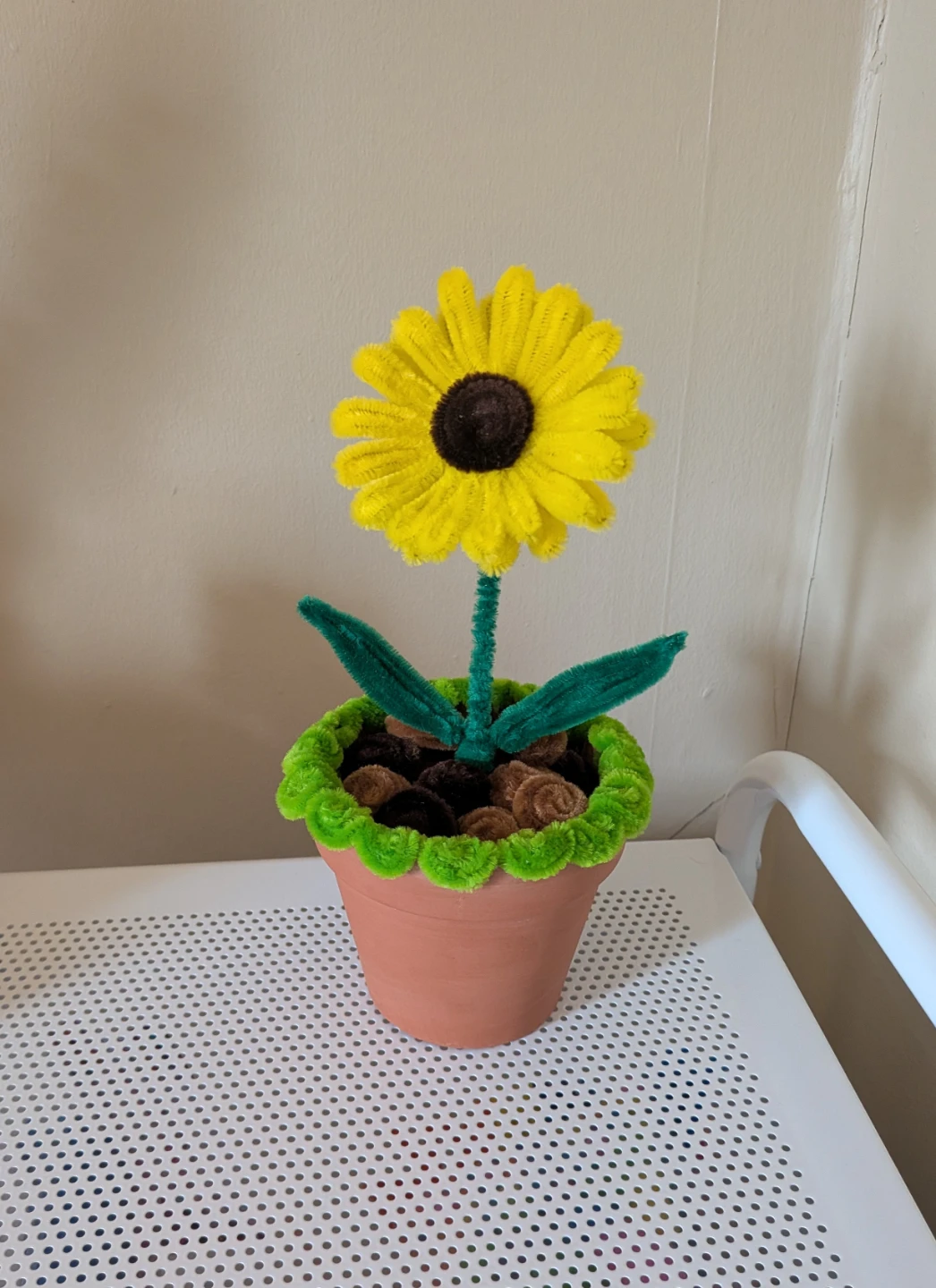 Pipe Cleaner Sunflower Potted Plant - photo 2