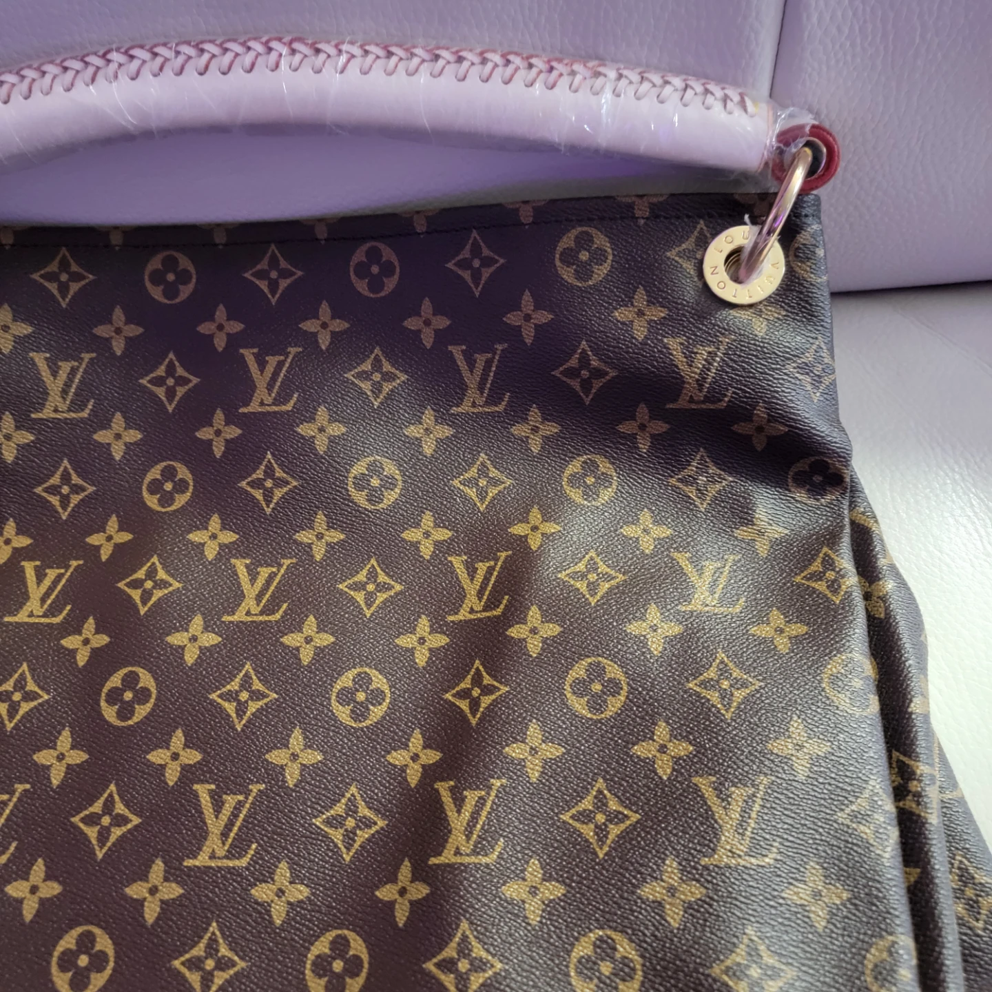 Louis Vuitton Monogram Shoulder Bag - photo 4