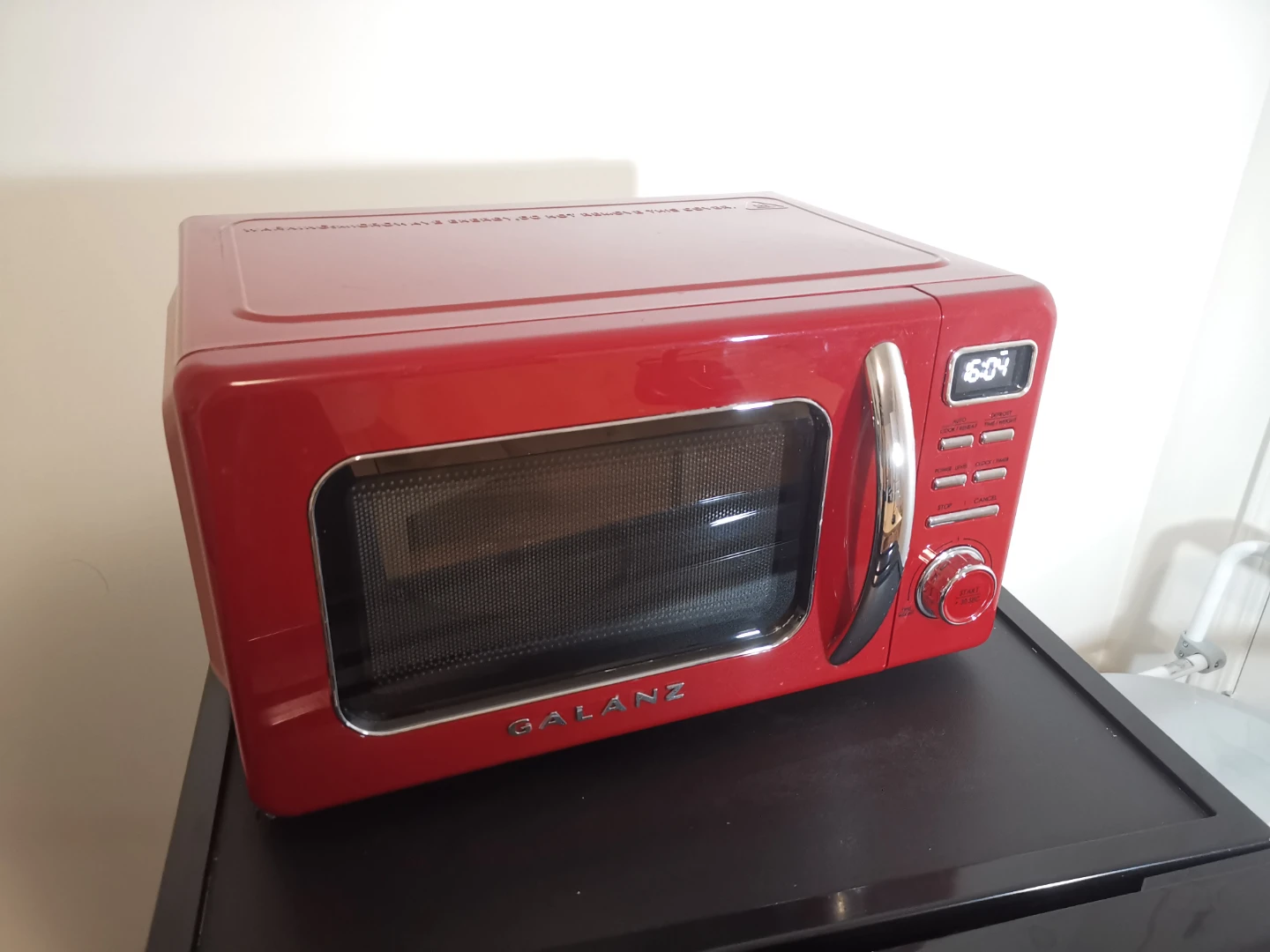 Galanz Retro Red Microwave