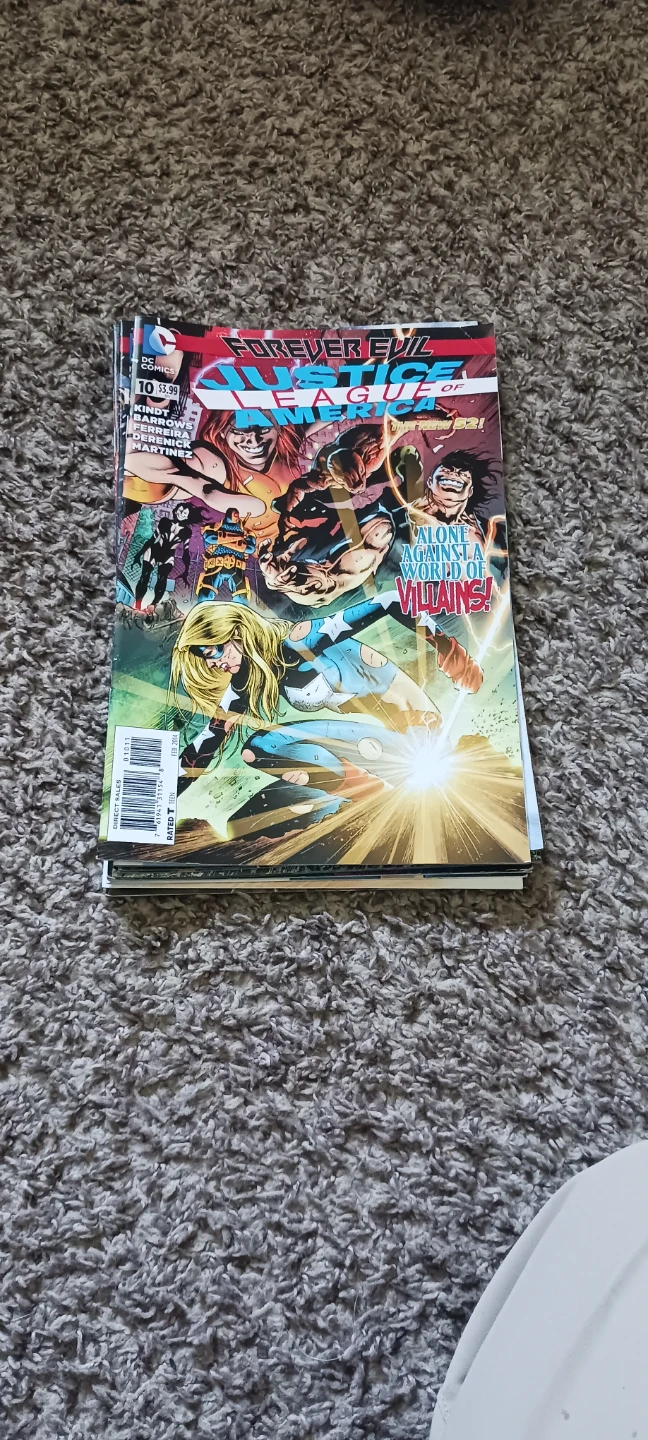 Lot of Sports Trading Cards and DC Comics - photo 3