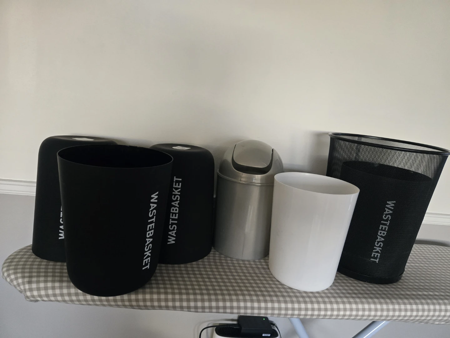 Assorted Waste Baskets /Garbage Cans - photo 2