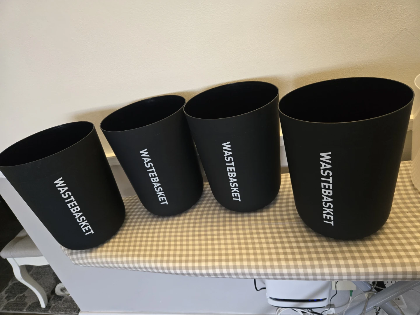 Assorted Waste Baskets /Garbage Cans - photo 3