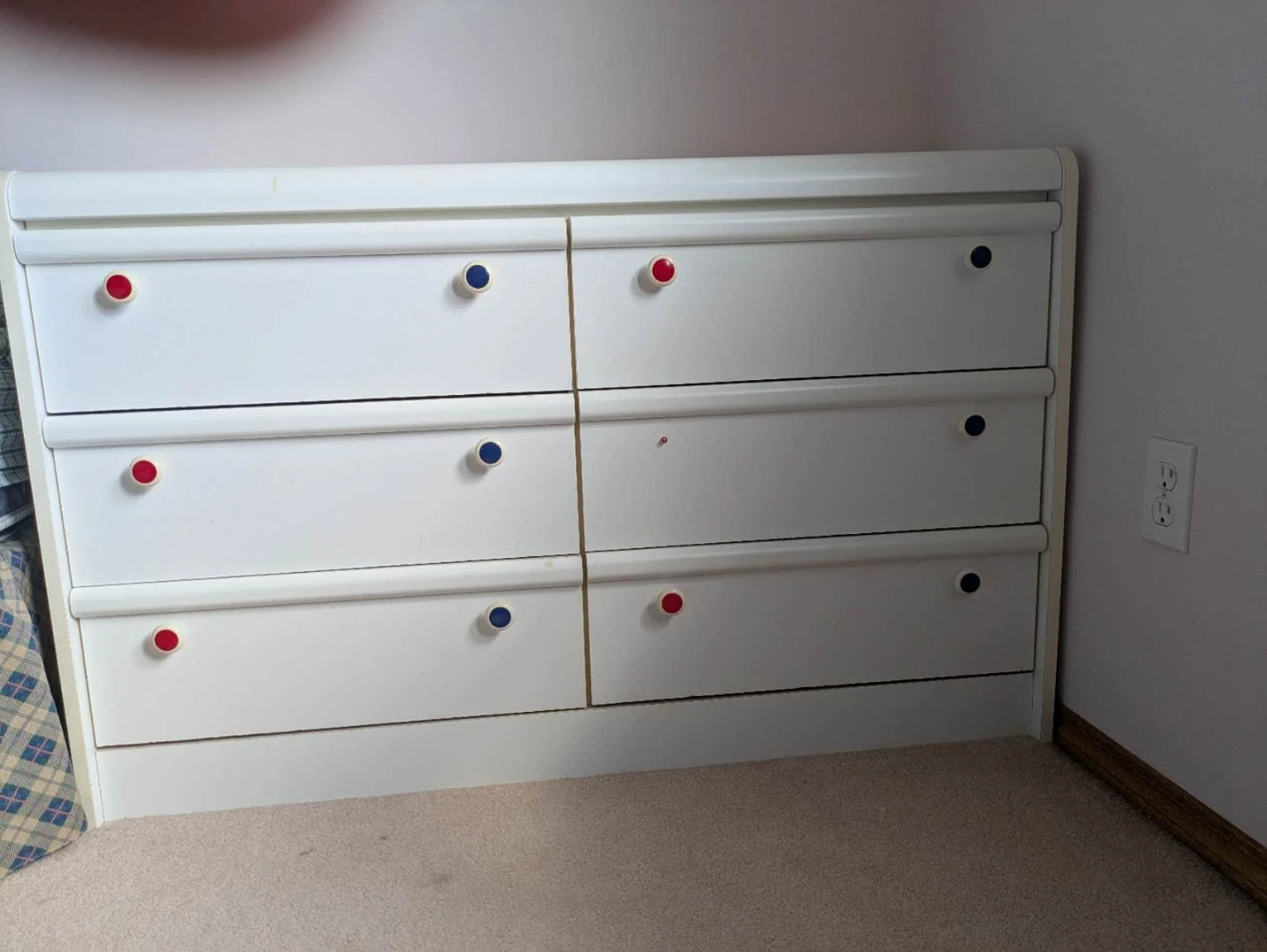 (Ozerna) White 6-Drawer Dresser with Red and Blue Knobs