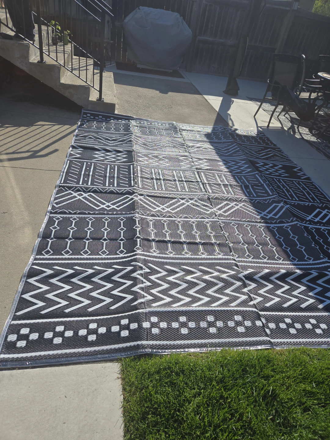 9x12 Outdoor Patio Mat with LED string lights - photo 4