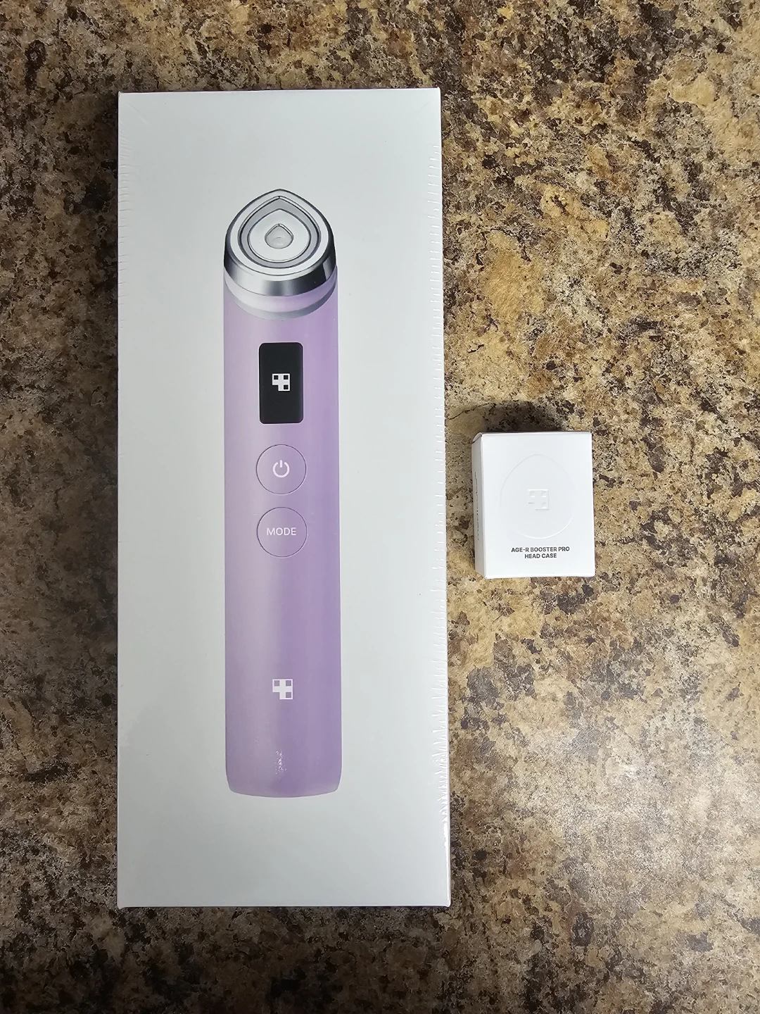 MEDICUBE Age-R Booster Pro (Purple) + Head Case (Black)
