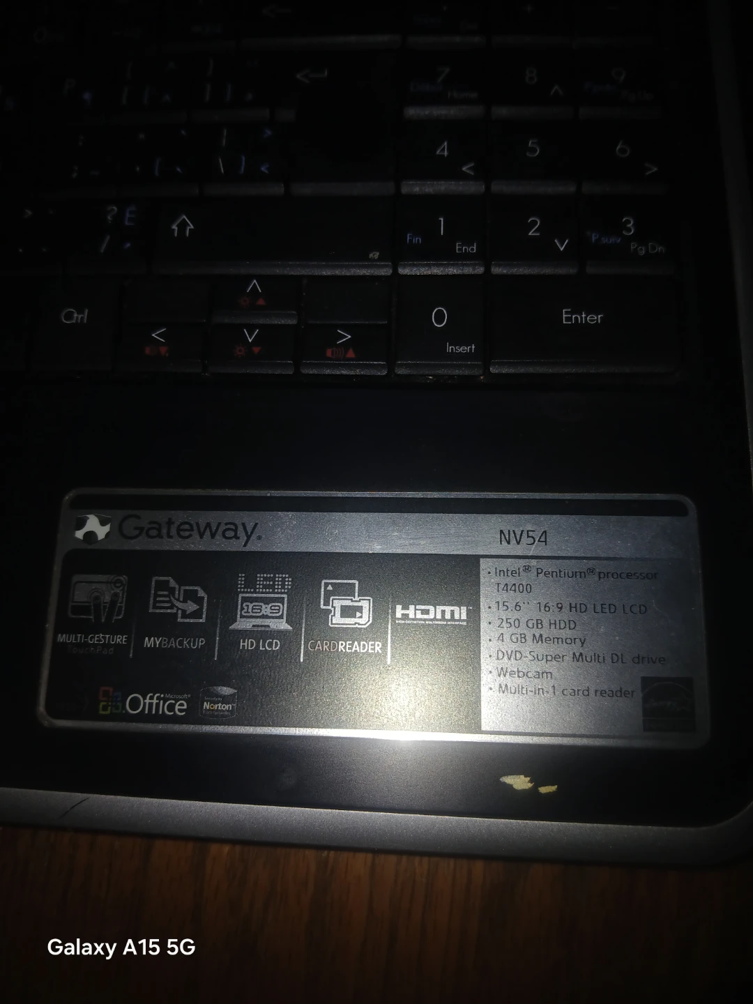 Gateway NV54 Laptop - Windows 7 Home Premium - photo 3