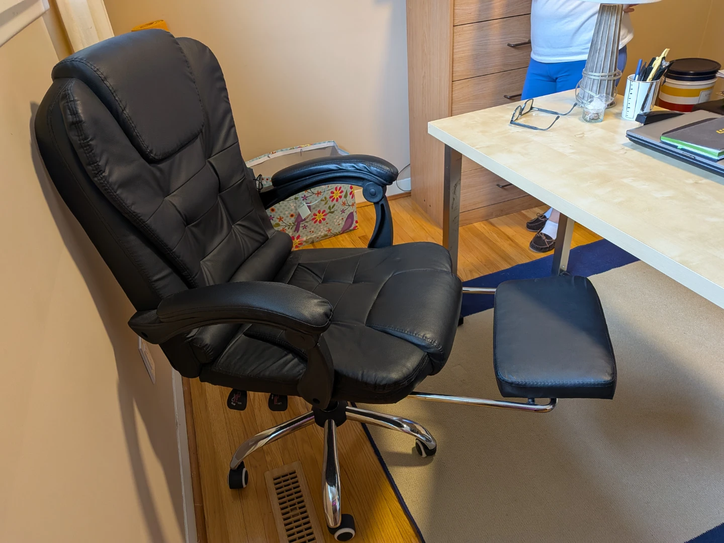 Black Executive Office Chair with Footrest - photo 2