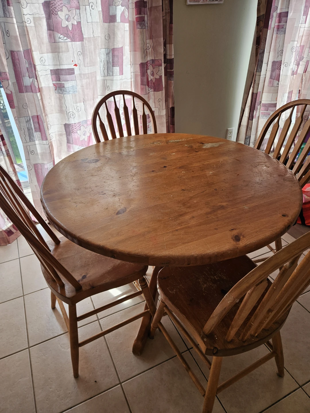 Round Wooden Table with Chairs - Moving sale, must go!