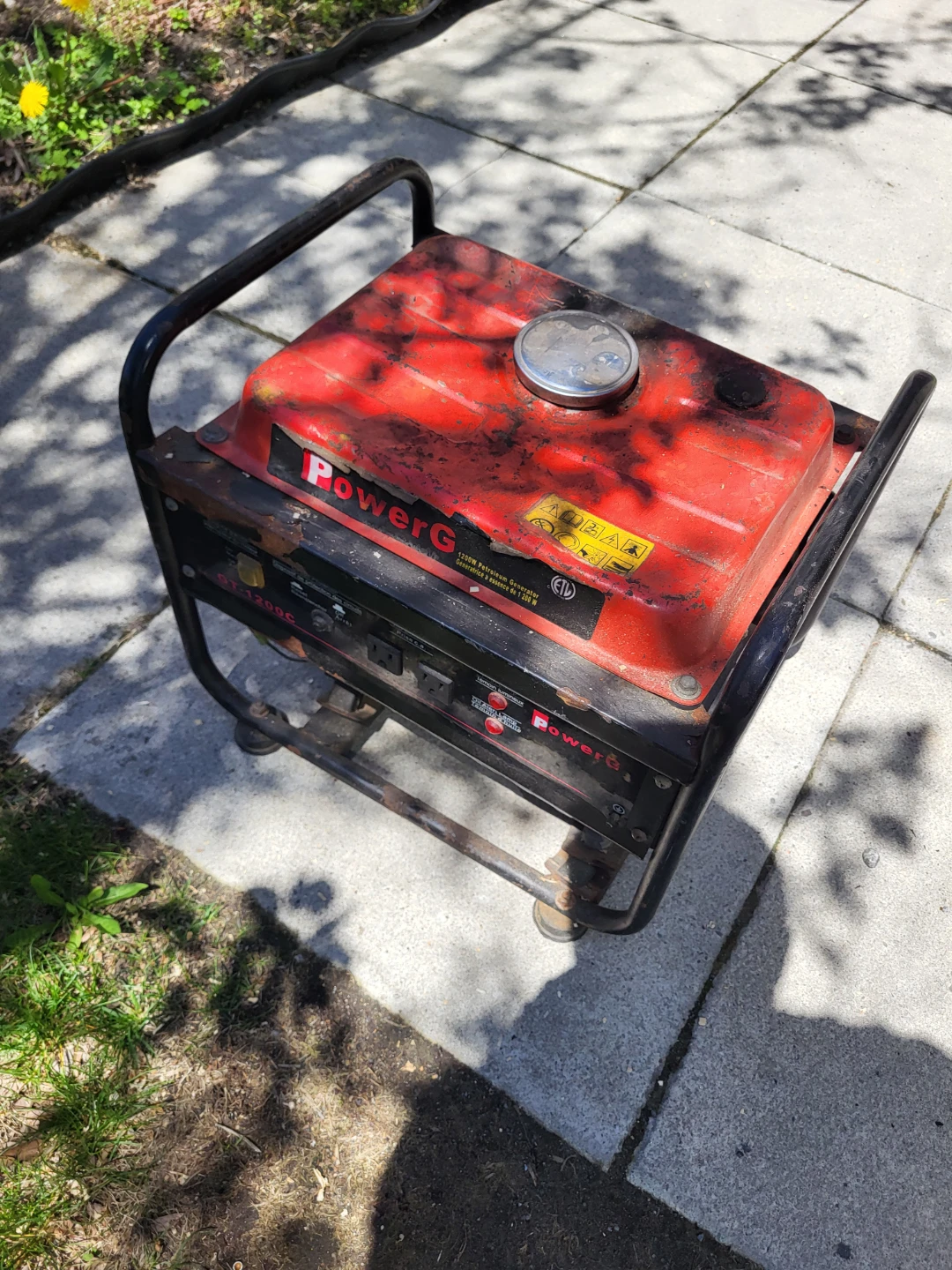 Running PowerG GT-1200C 1200W Petroleum Generator - photo 5
