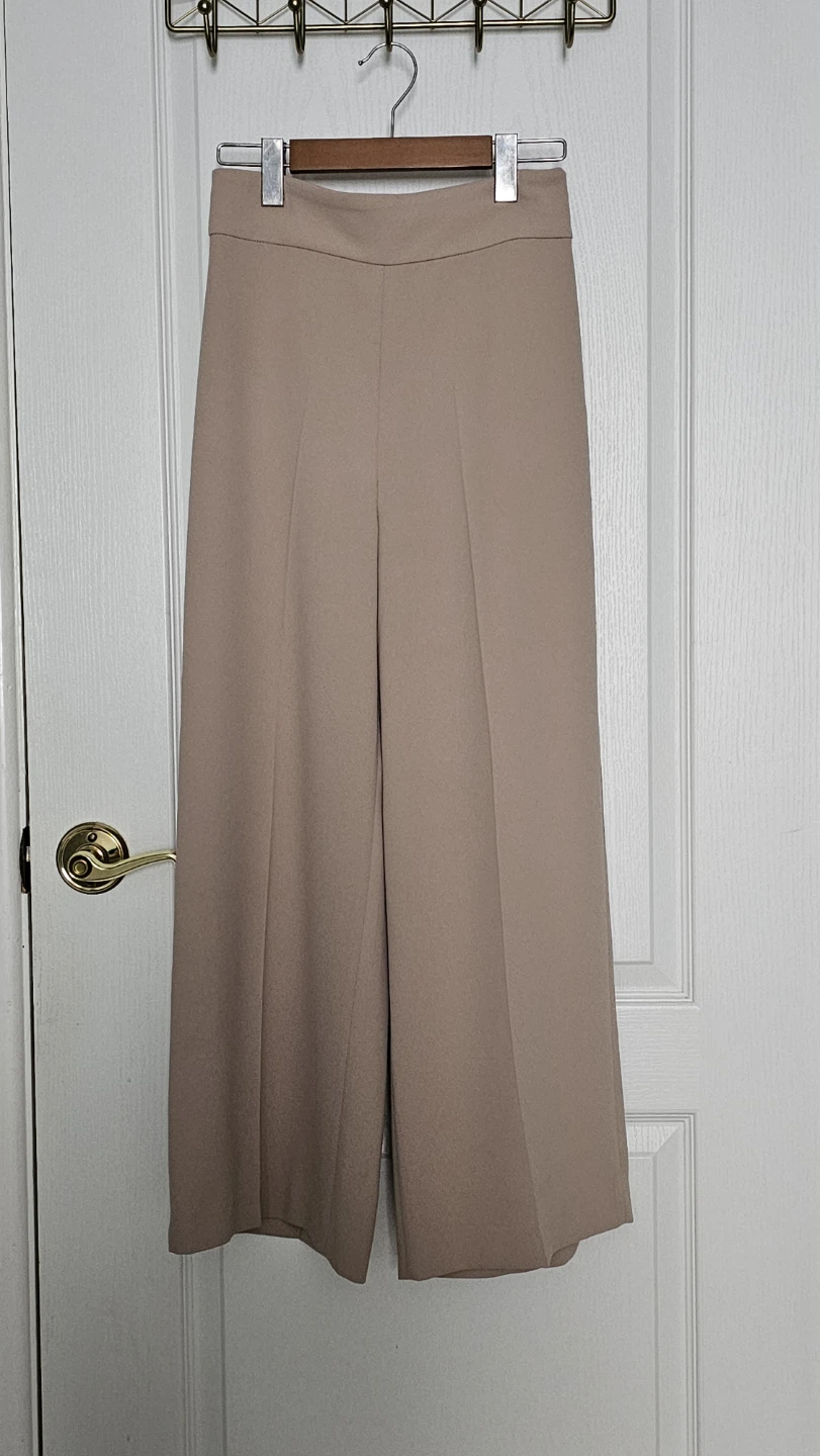 ZARA Wide Leg Cropped Pants Beige XS