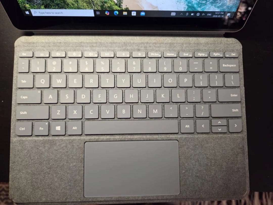 Microsoft Surface Go with cover, keypad and stylus pen
