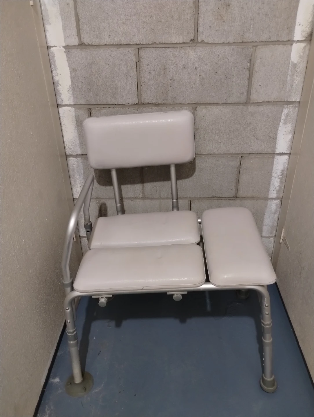 White Padded Bath Transfer Bench