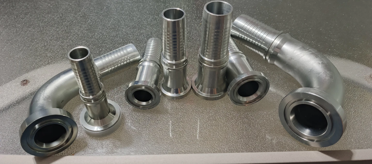 Hydraulic hose flanges