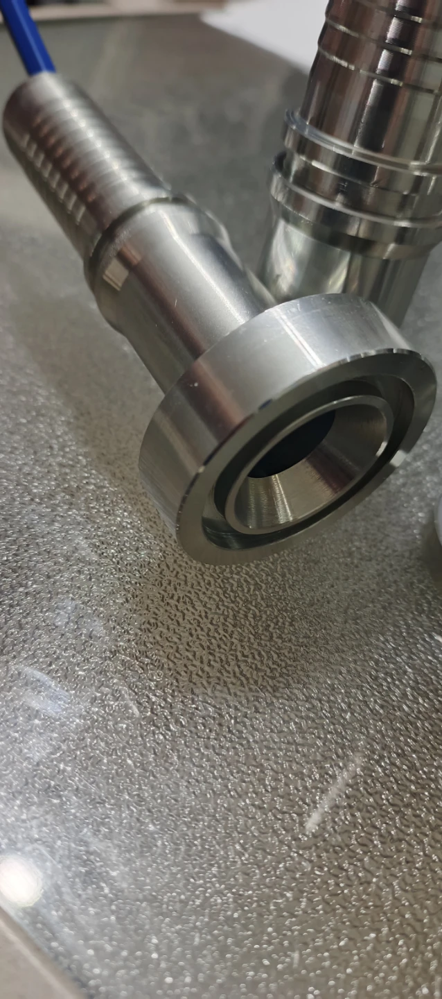 Hydraulic hose flanges - photo 2