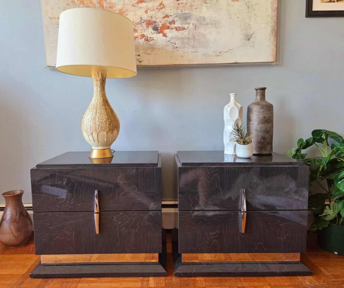 Pair Of Brand New Grey Walnut Lacquered Nightstands - photo 3