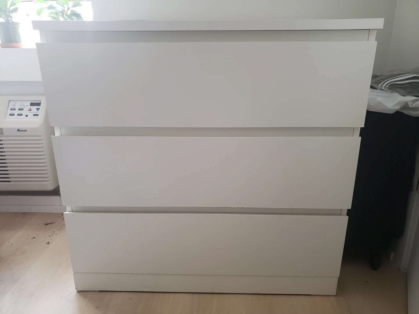 White 3-Drawer Dresser