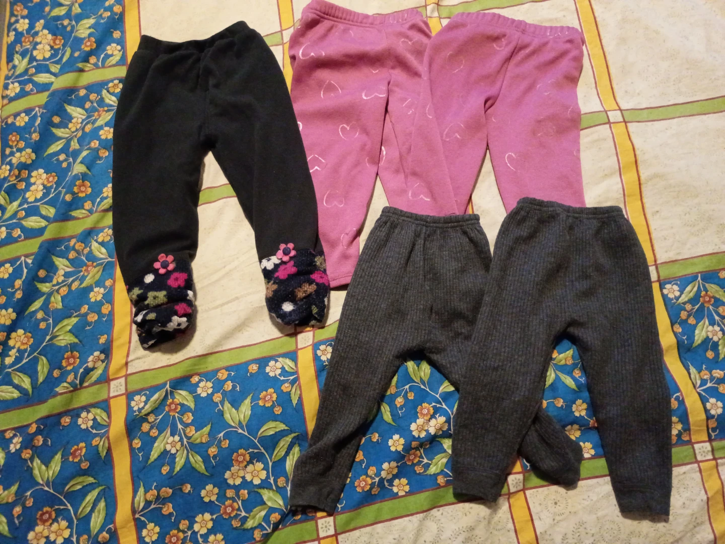3 fleece Kids Leggings Bundle (2 Pink, 2 Grey, 1 Black)