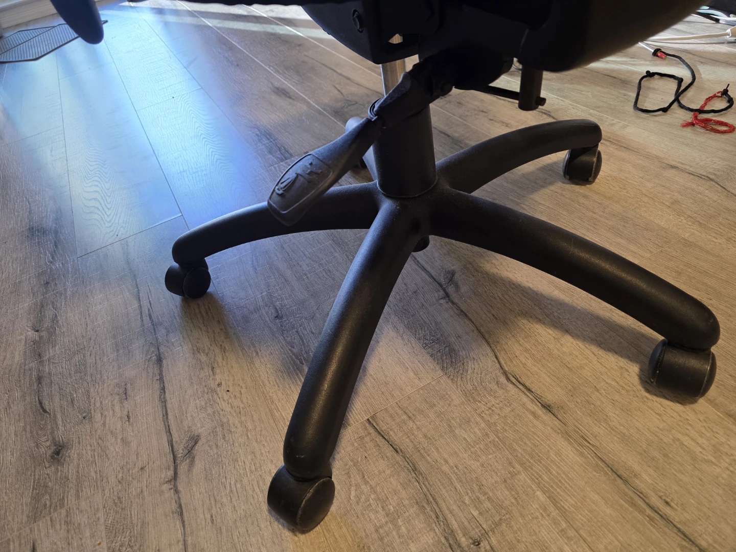 Black Office Chair with Adjustable Arms - photo 2