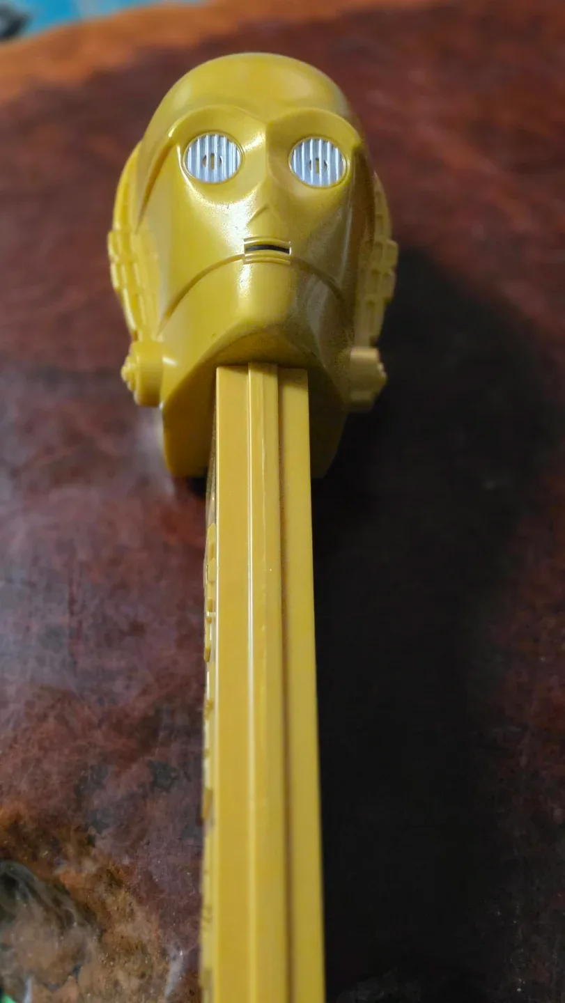 PEZ Star Wars C-3PO Dispenser - photo 2