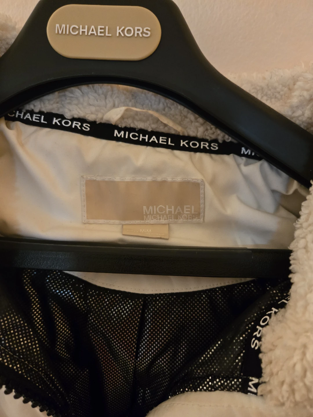Michael Kors White Puffer Jacket - M - photo 3