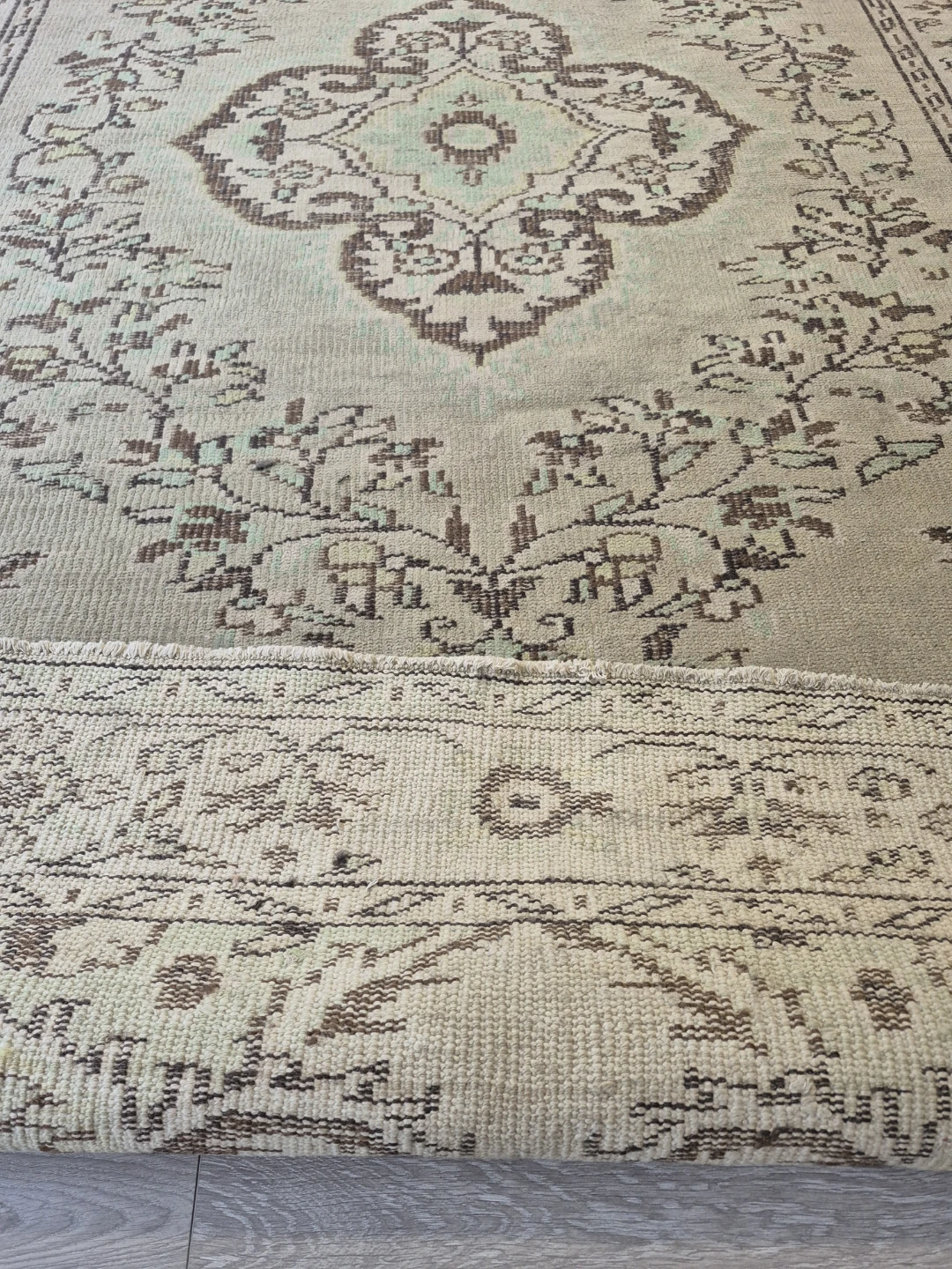 Vintage Handmade Turkish Area Rug - photo 5