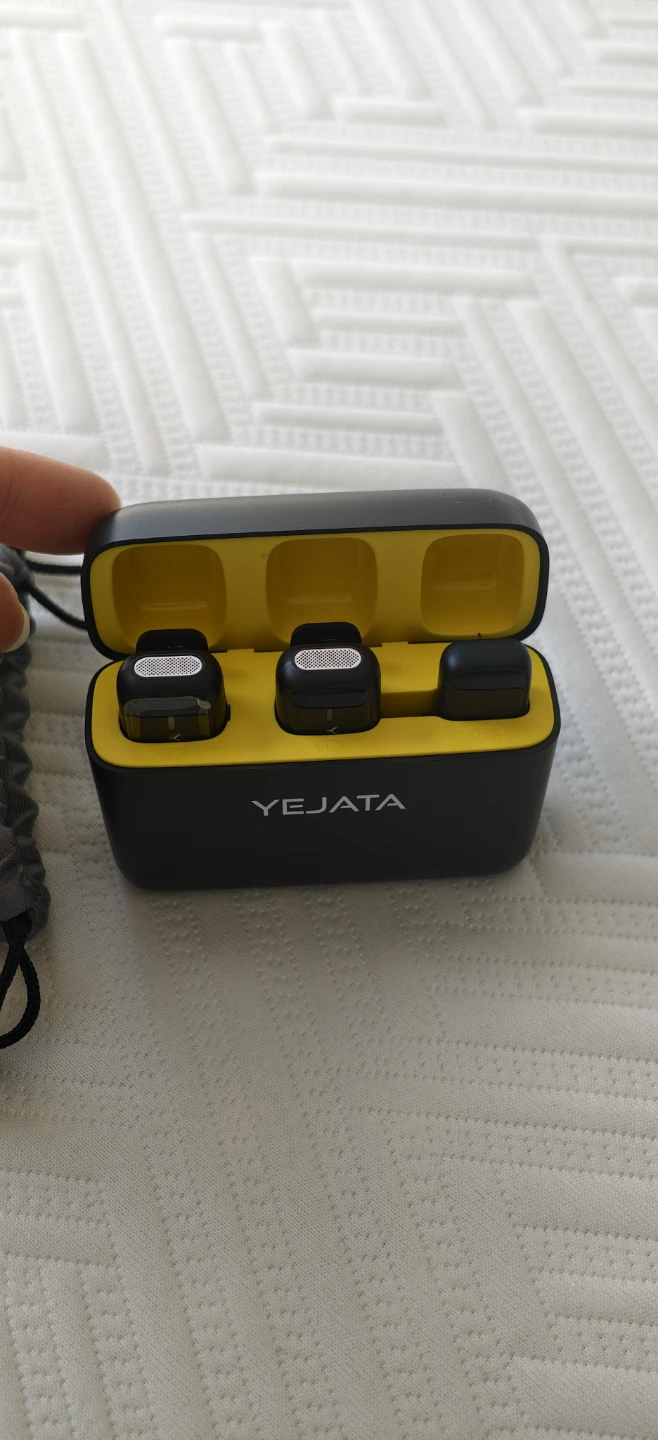 Yejata Wireless Earbuds with Charging Case and Pouch - photo 3