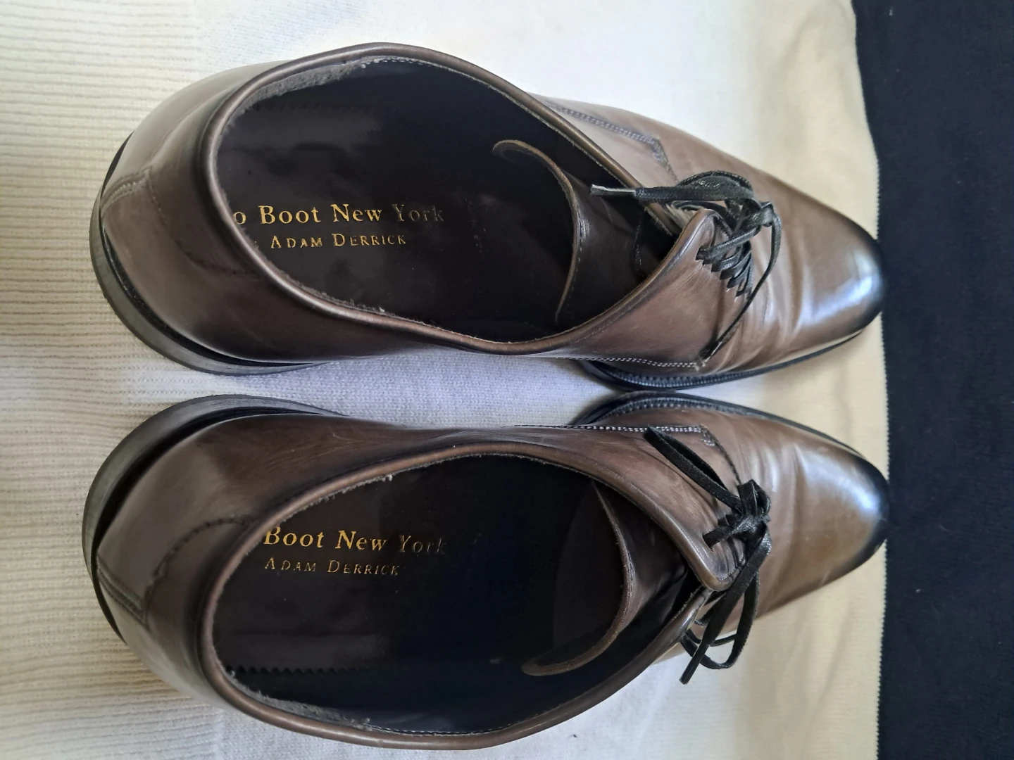Italian-made Derby shoes in leather - photo 4