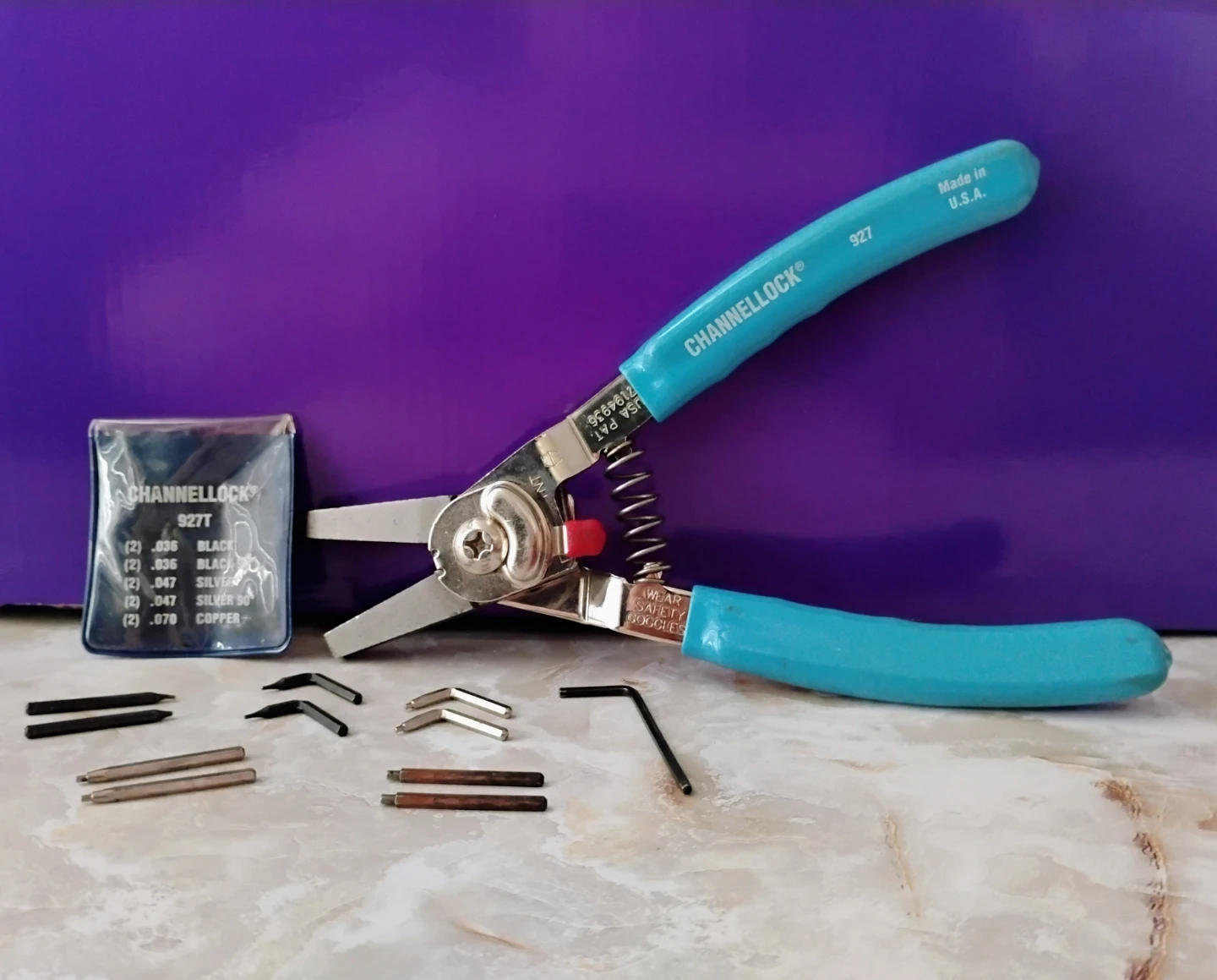 RETAINING RING PLIER (BY CHANNELLOCK) #927