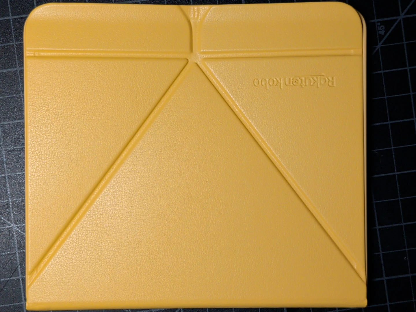 Rakuten Kobo Libra Colour E-Reader with Case