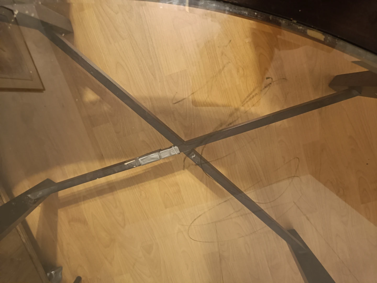 Oval Coffee Table with Glass Top - photo 3