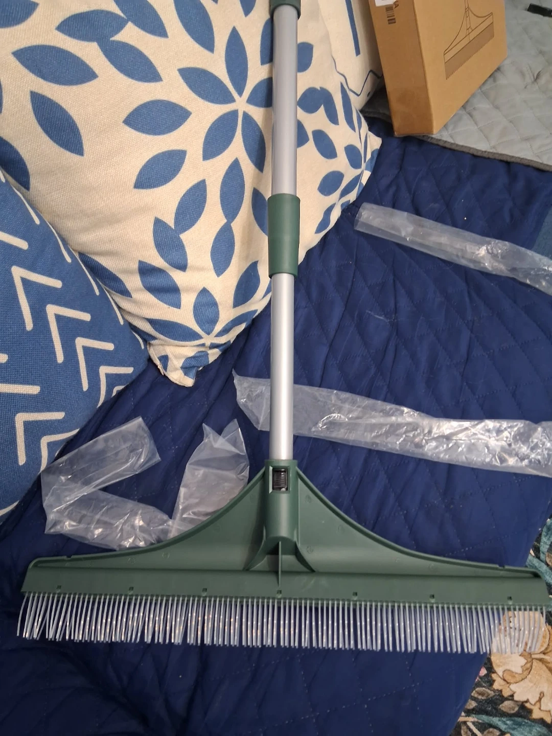 Green Grass Brush with Detachable Handles - photo 2
