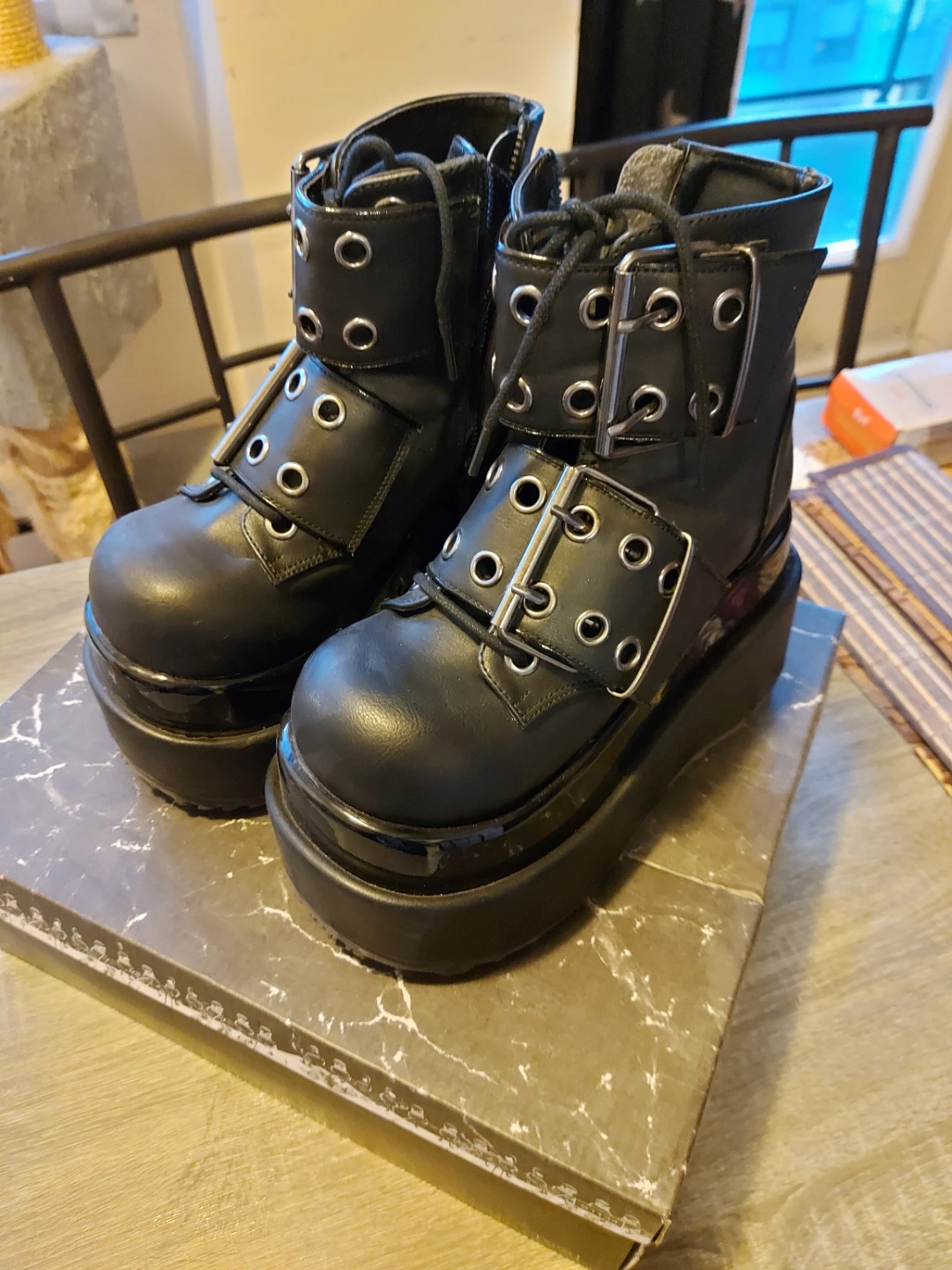 DEMONIA - BEAR 104 Platform Boots Size 7 - photo 3