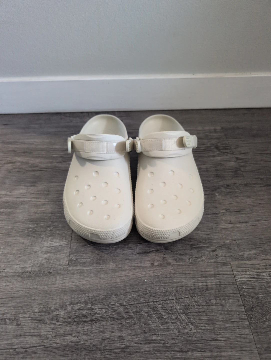 Crocs Size M/W 13 Work Clogs Cream
