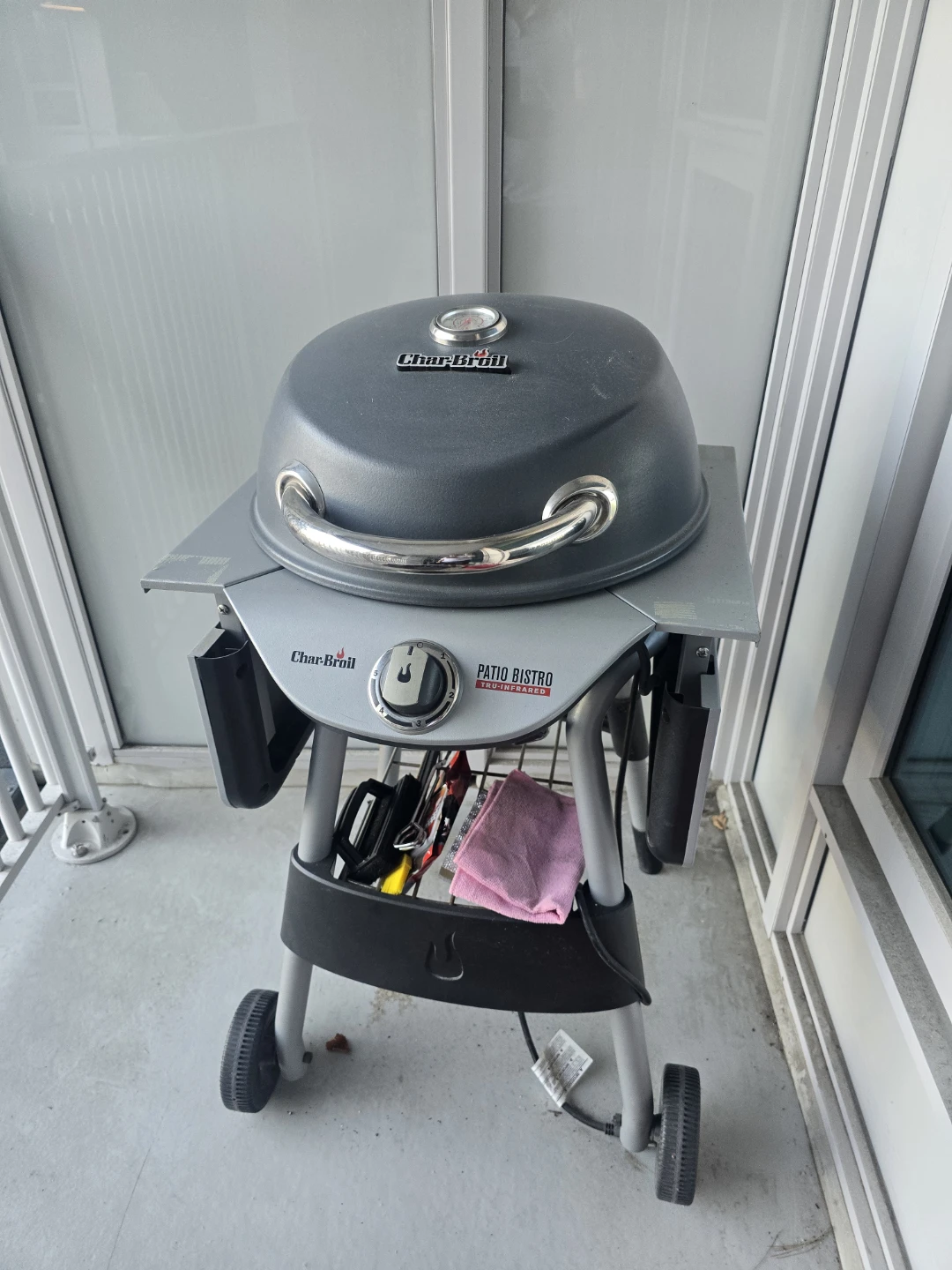 Char-Broil Patio Bistro Gas Grill