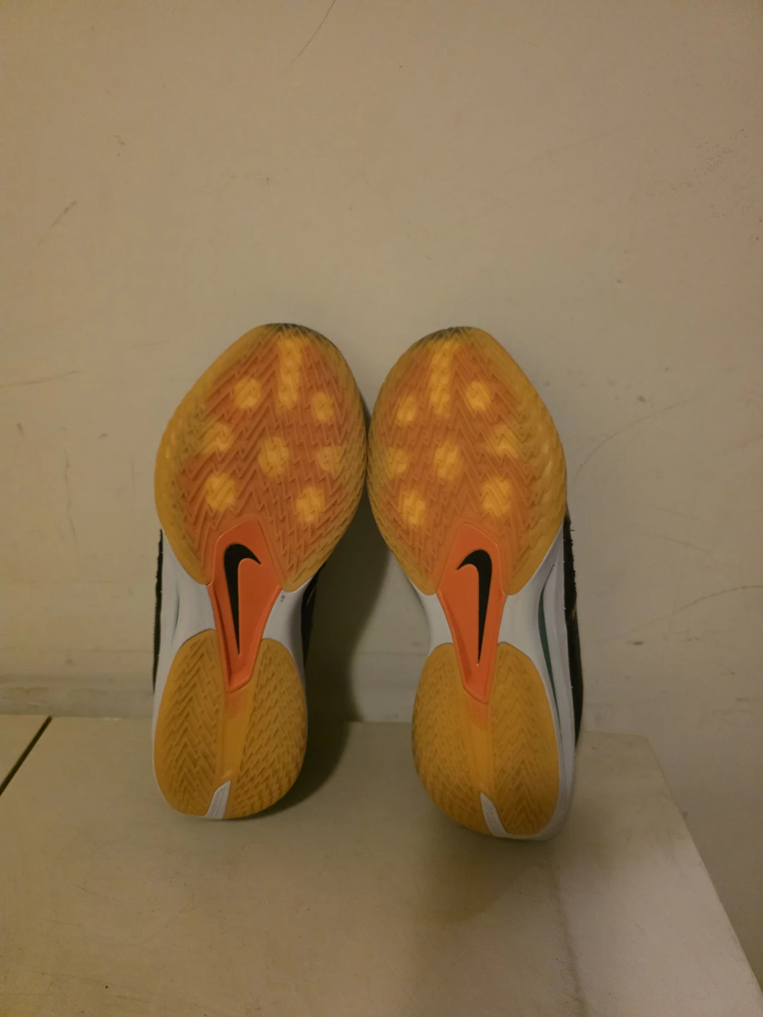Nike GT Cut 3 Size 9 - photo 4