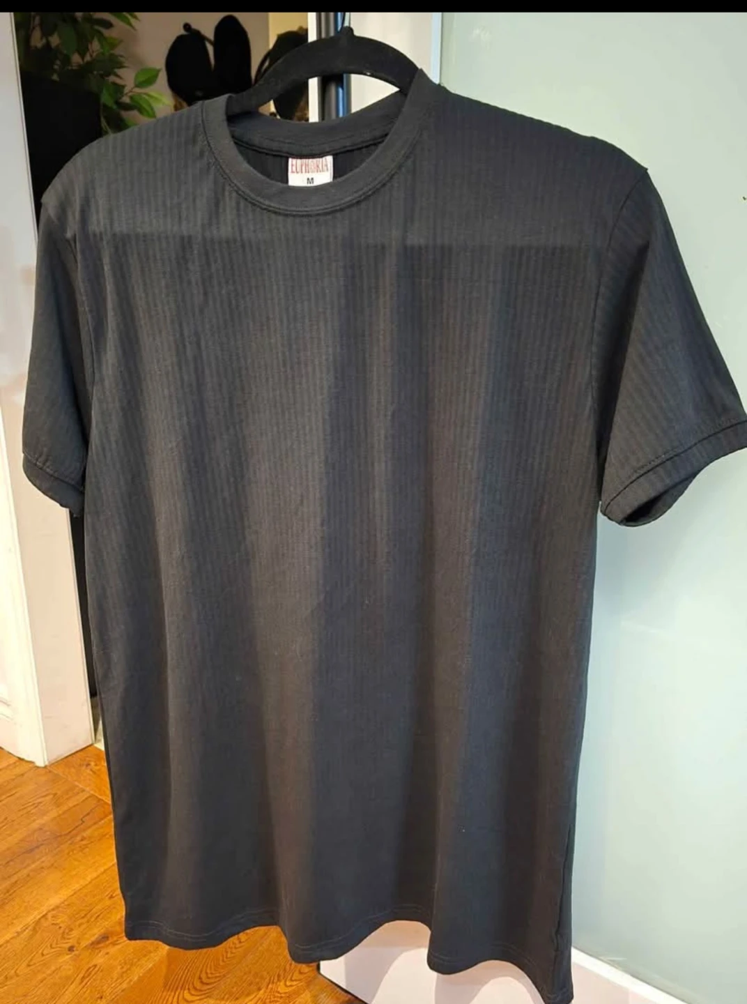Elphelila T-shirt