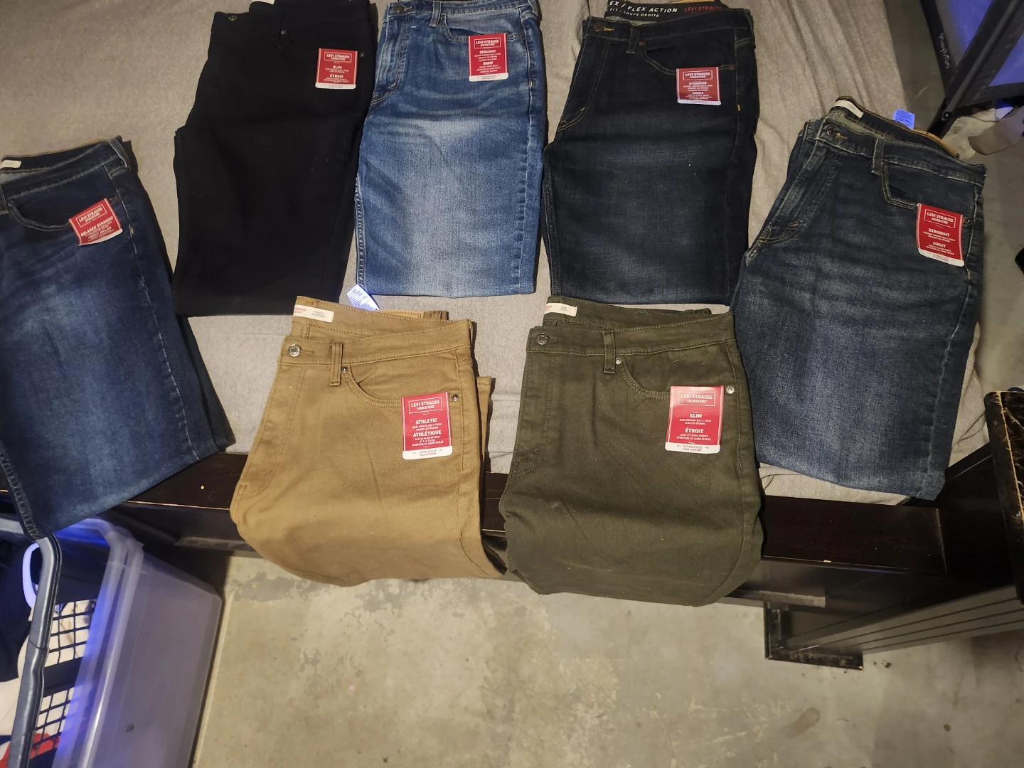 Levi Strauss Signature Jeans new