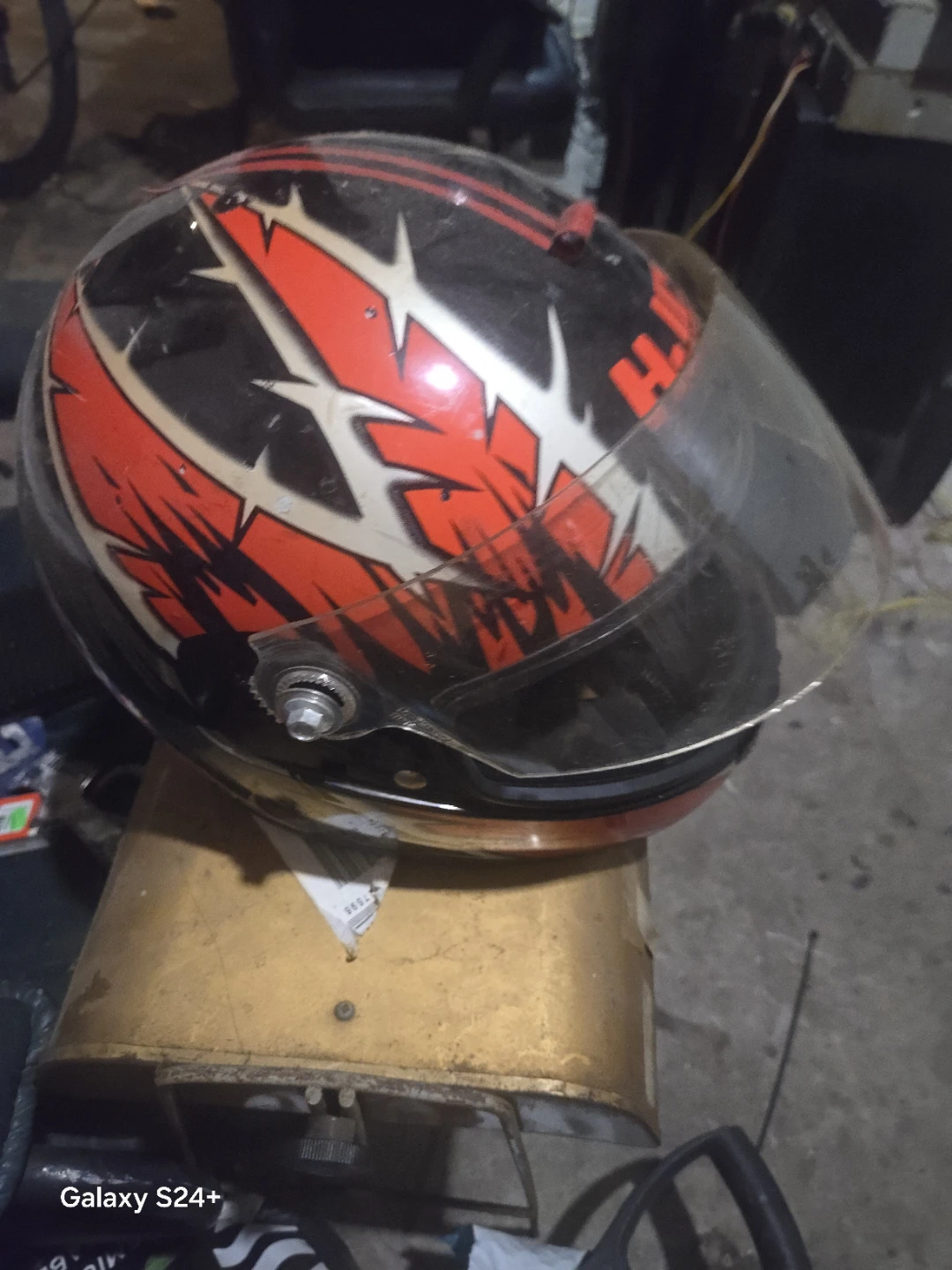 HJC Motorcycle Helmet - photo 2