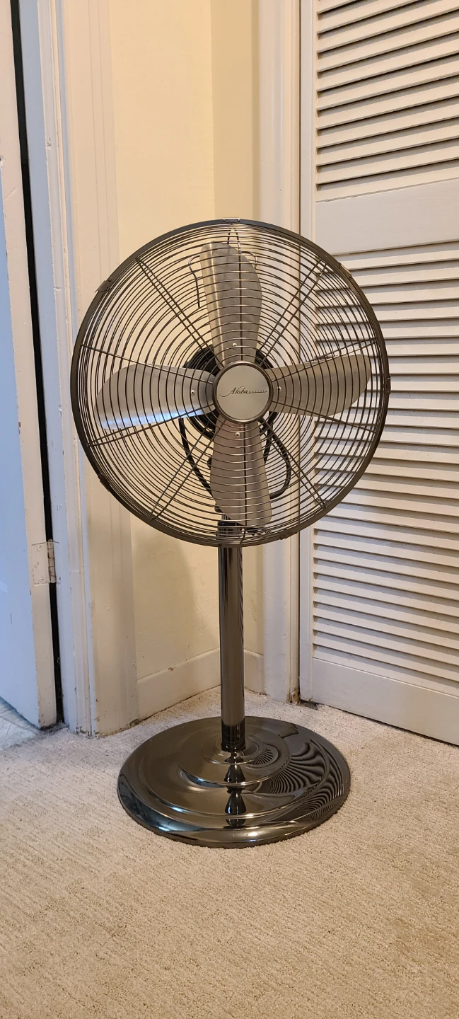 Metal Oscillating Stand FAN - Aloha Breeze - Great Condition