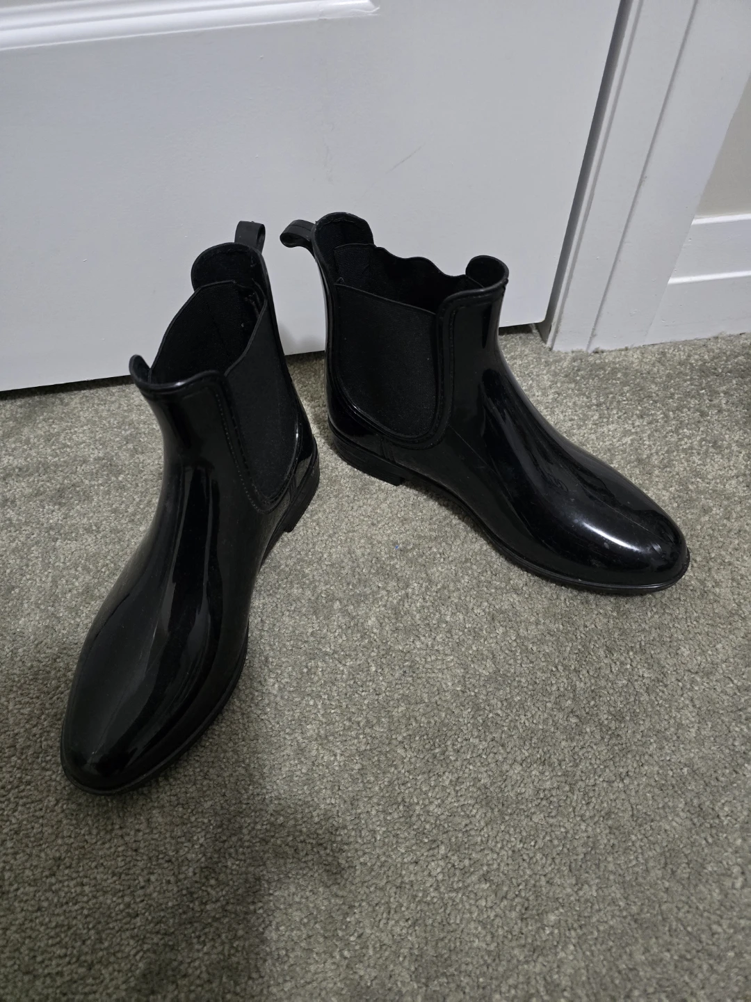 Women's Black Chelsea Rain Boots - Size 6
