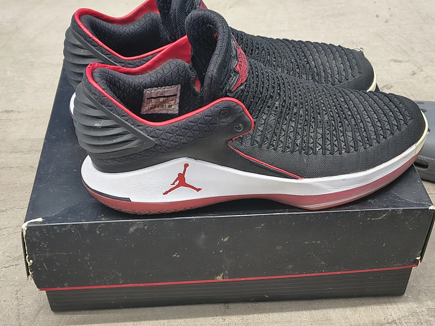 Nike Air Jordan 32 Low Bred Banned 2017 Size 13 Pre-owned